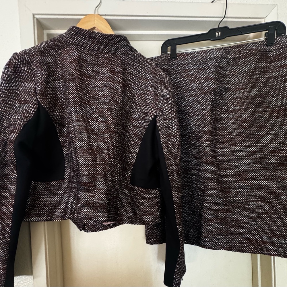 Ann Taylor Brown Tweed Skirt Set - Picture 4 of 15